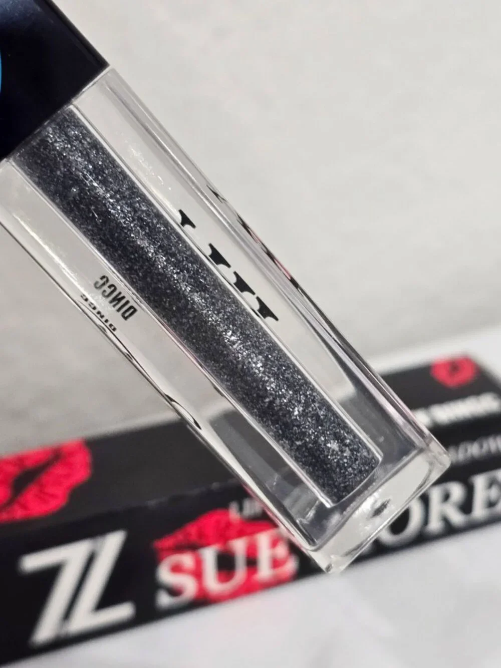 Sue More Lip Gloss & Eye Shadow Silver Shimmer Dual‑Use Long‑Wear Formula NWT